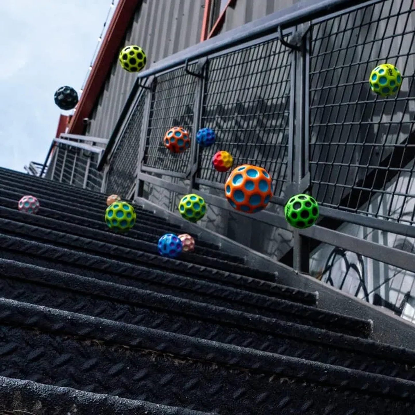 Pack of 2 Super High Bouncing Balls – Eid Special Offer!